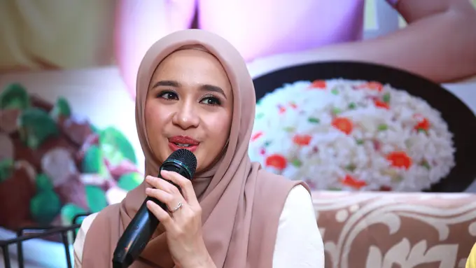 [Fimela] Laudya Cynthia Bella