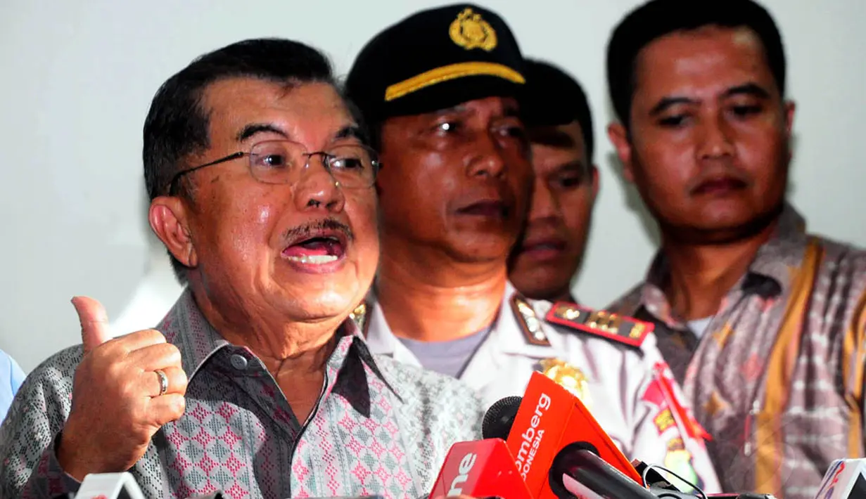 Di persidangan, JK mengaku hanya mendapat laporan bahwa Bank Century dirampok pemiliknya, Robert Tantular, Kamis (8/5/14). (Liputan6.com/Faisal R Syam)