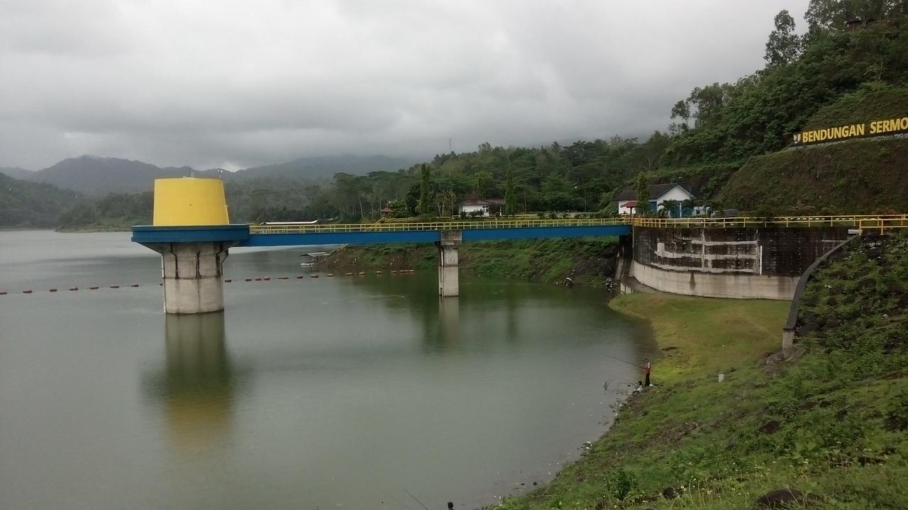 Cuma Rp 10 Ribu, Indahnya Menikmati Wisata Waduk Sermo