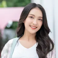 Ilustrasi/perempuan cantik/copyrightshutterstock/220 Selfmade studio