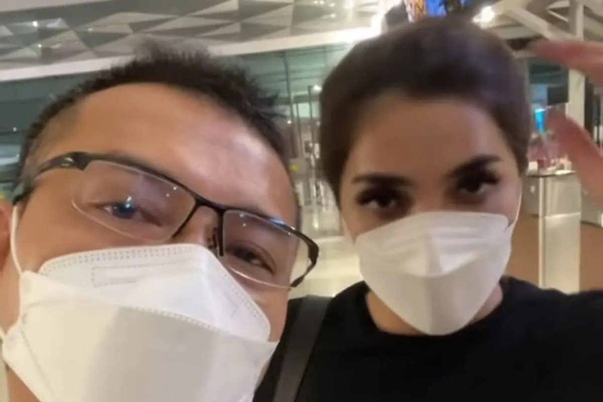 6 Momen Keberangkatan Keluarga Anang Hermasnyah Antar Ashanty Berobat ke Dubai