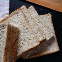 Resep roti tawar gandum lembut dan empuk./Copyright shutterstock.com/id/g/corncenex