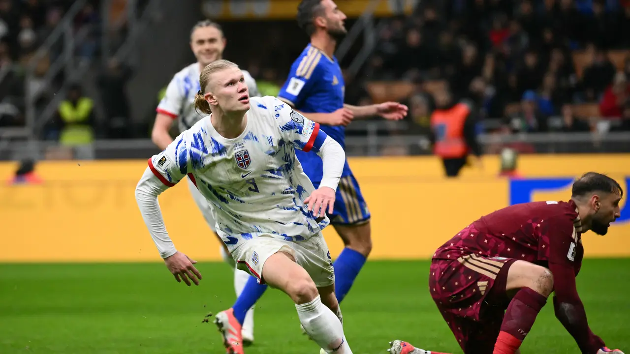 Erling Haaland, Timnas Norwegia, Timnas Italia, Kualifikasi Piala Dunia 2026
