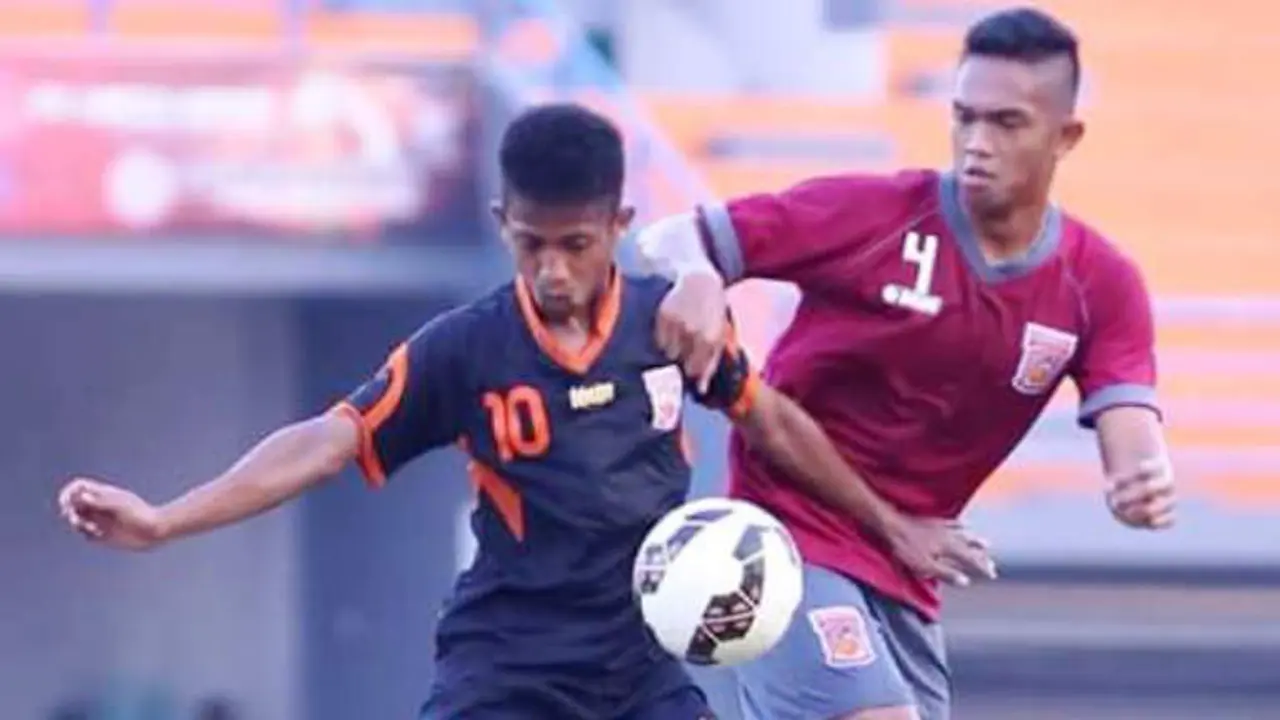 Ahmad Hisyam Tolle