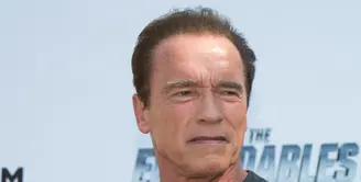  Jumat (28/8/2015) situs MSMBC menerbitkan berita kematian aktor Arnold Schwarzenegger. (Bintang /EPA)