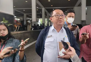 Kepala Dinas Lingkungan Hidup (DLH) DKI Jakarta Asep Kuswanto saat ditemui di Balai Kota DKI Jakarta, Rabu (01/02/2023). (Dok. Liputan6.com/Winda Nelfira)