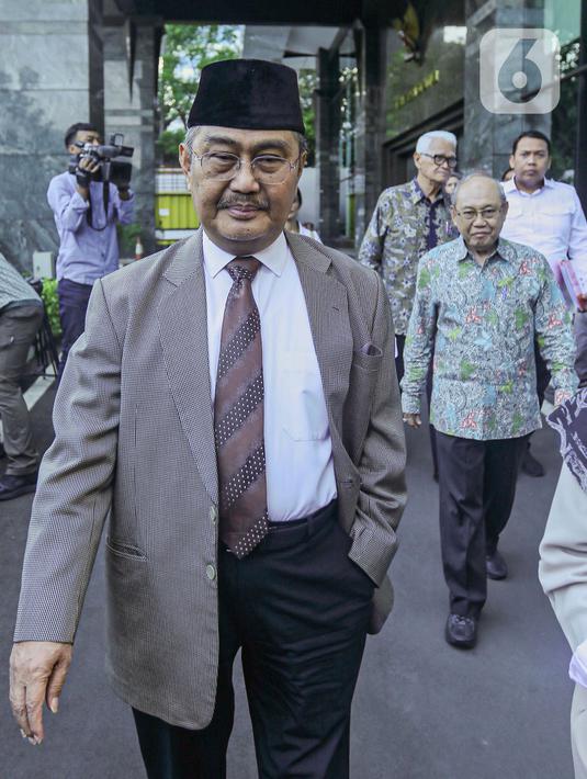 Sebelumnya, Ketua MKMK Jimly Asshiddiqie mengatakan pihaknya sedang menyusun mekanisme pemeriksaan dan menggelar pertemuan dengan sembilan hakim konstitusi. Liputan6.com/Angga Yuniar)