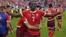 Timnas Swiss mengawali langkahnya di ajang Euro 2024 dengan memetik kemenangan 3-1 atas Hungaria di RheinEnergie Stadium, Cologne, Jerman, Sabtu (15/6/2024). Ketiga gol Swiss dicetak oleh Kwadwo Duah (12'), Michel Aebescher (45') dan Breel Embolo pada masa injury time babak kedua. Sementara satu-satunya gol Hungaria dihasilkan oleh Barnabas Varga pada menit ke-66. Hasil ini membuat Swiss sementara menempati posisi kedua di bawah Jerman yang sebelumnya menang 5-1 atas Skotlandia di partai pembuka. (AP Photo/Darko Vojinovic)