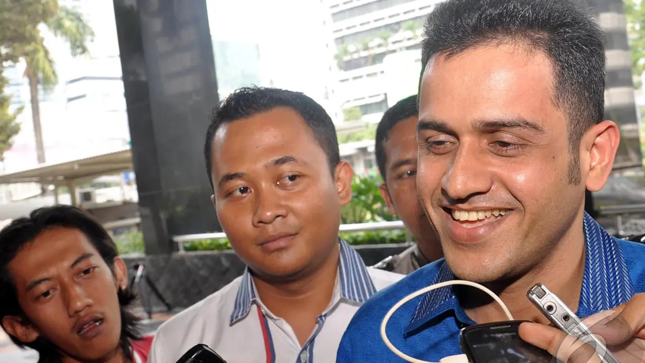Nazaruddin Kini 'Bernyanyi' Untuk Alex Noerdin
