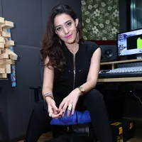 Untuk saat ini, Fairuz belum memikirkan soal pendamping. Saat ini yang ada di benaknya adalah bekerja sebaik-baiknya untuk membahagiakan sang buah hati. (Wimbarsana Kewas/Bintang.com)