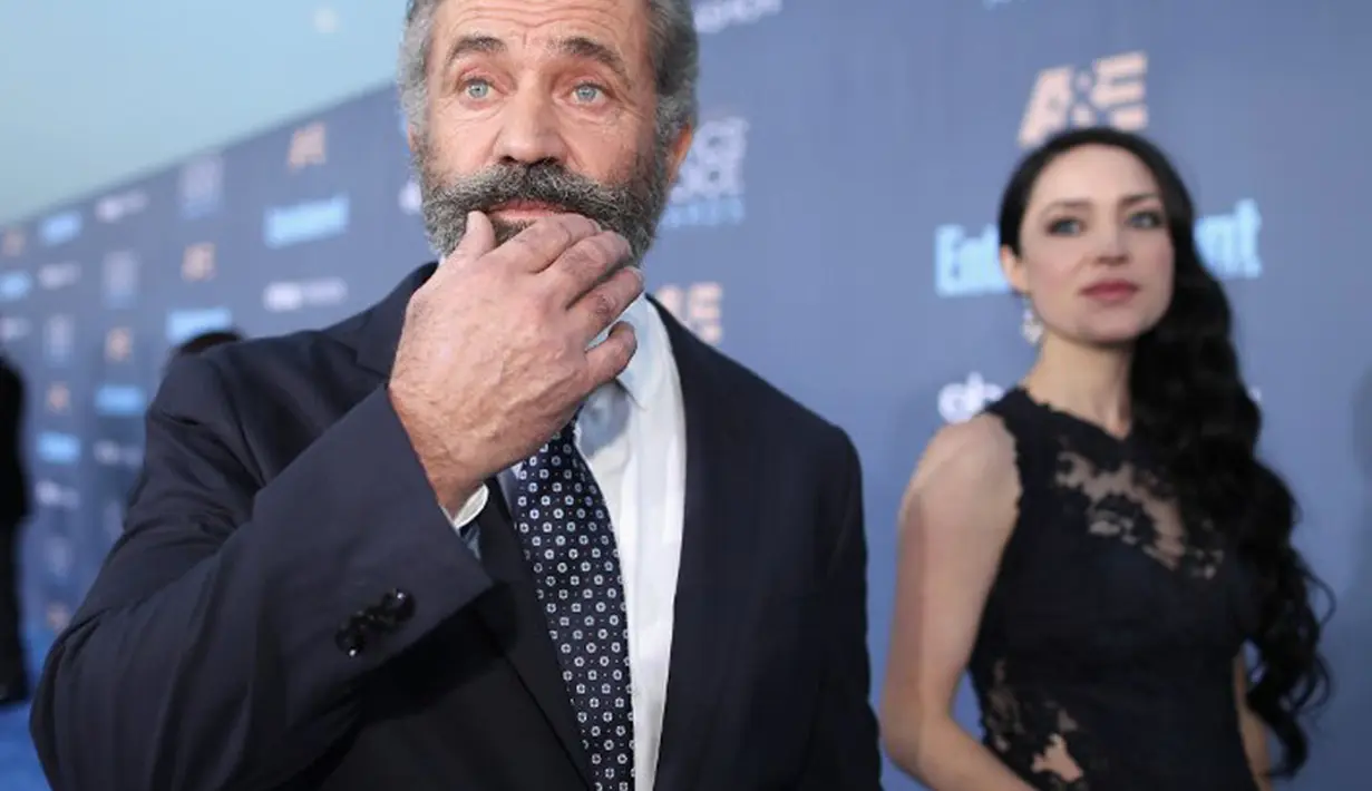 Saat mengkonfirmasi soal kehamilan kekasihnya, Mel tidak merasa cemas dengan kehadiran anak ke-9nya, selain itu juga mengingat usia Mel yang tak lagi muda ia merasa baik-baik saja menghadapi kehamilan kekasihnya. (AFP/Bintang.com)