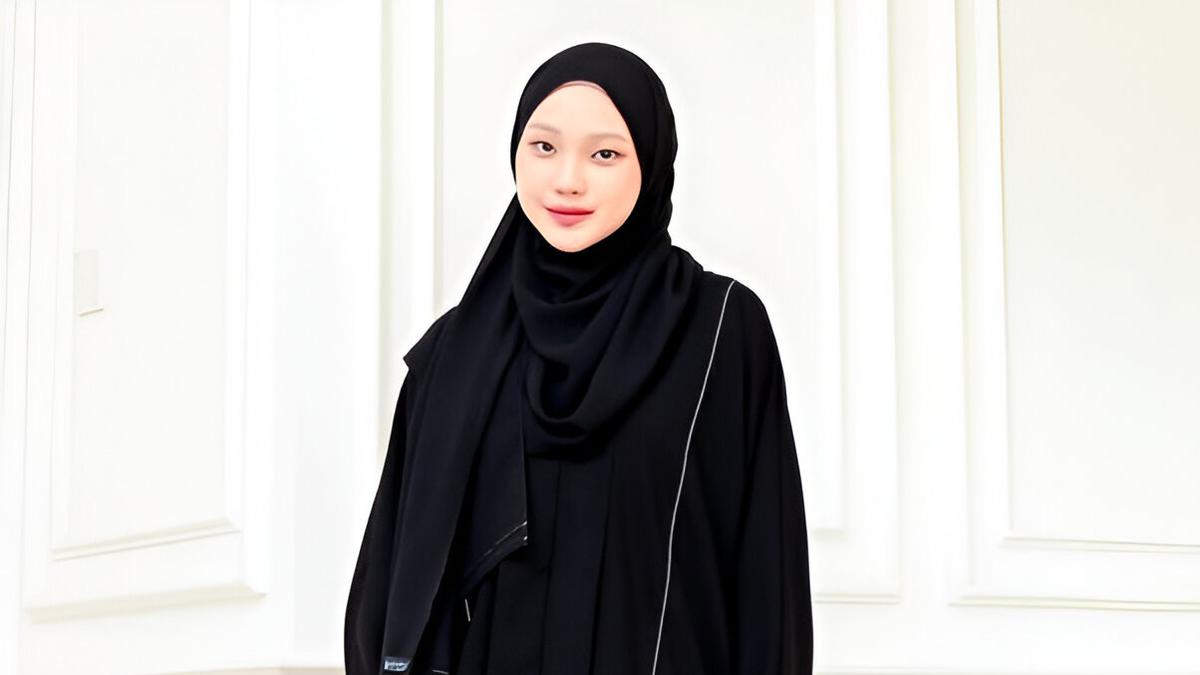 10 Pilihan Gamis Syari Set Khimar Warna Hitam, Tampil Elegan dan Anggun untuk Muslimah