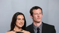 Profil Callum Turner, Suami Dua Lipa dan Aktor Inggris yang Sempat Ingin Jadi Pesepak Bola