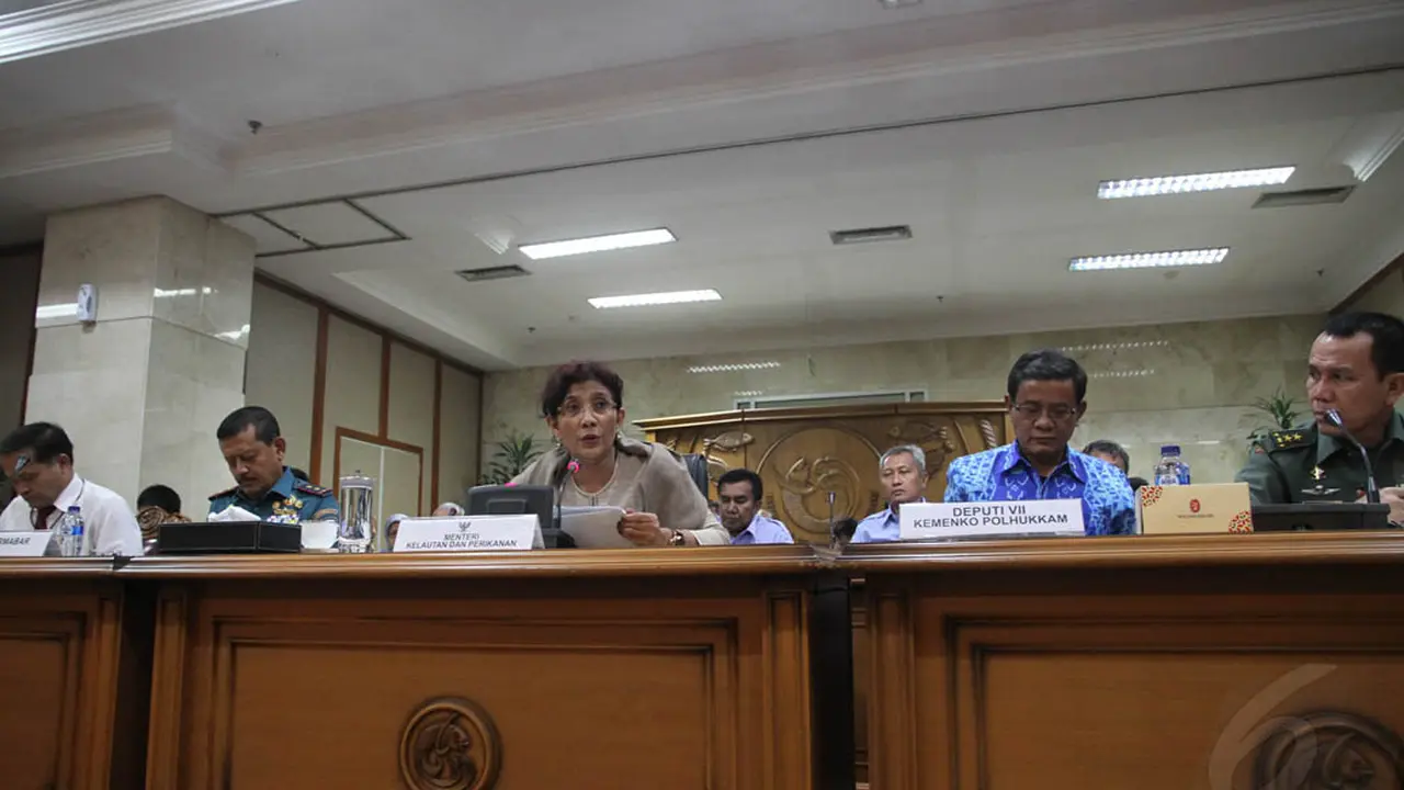 Keterangan Menteri Susi terkait Penangkapan Ikan Ilegal 
