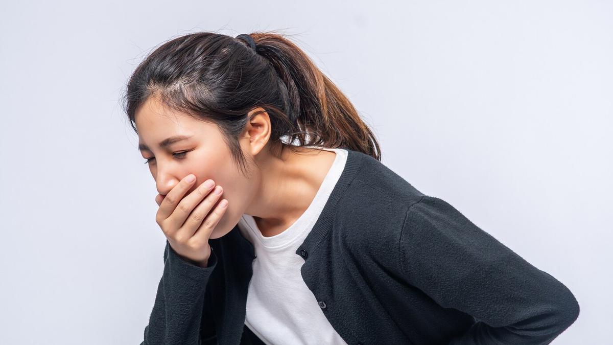Jangan Anggap Remeh, 3 Kebiasaan Sepele setelah Makan Ini Justru Bikin Asam Lambung Naik