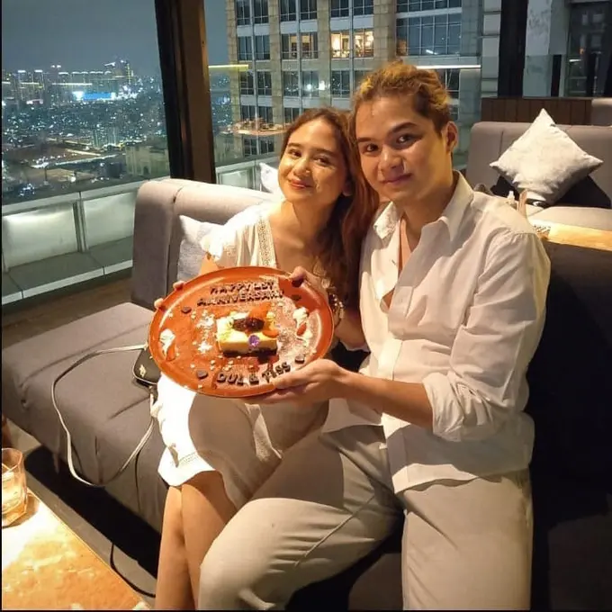 Momen Perayaan Anniversary Dul Jaelani dan Tissa Biani, Romantis Banget. (Sumber: Instagram/duljaelani)