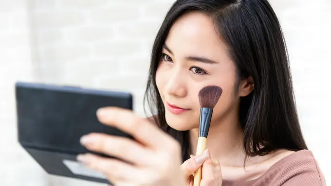 Tiips Dandan dalam Waktu 10 Menit, #AntiNgaret dan Tetap Cantik