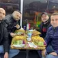 Sebuah restoran kebab di atas mobil bertingkat dibuka di London, Inggris (Dok.Instagram/@laststopkebab/https://www.instagram.com/p/B8b8T93B0MI/Komarudin)