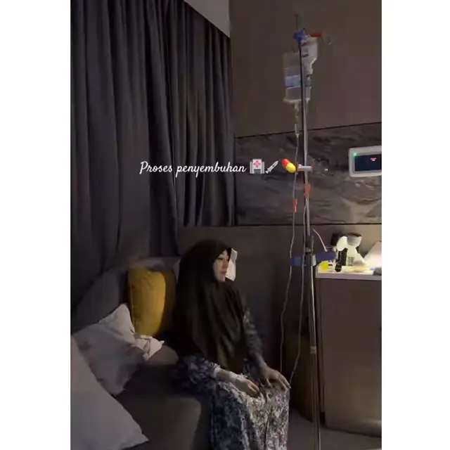 6 Potret Aktivitas Larissa Chou di RS Usai Lahiran, Ikram Rosadi Suami Siaga