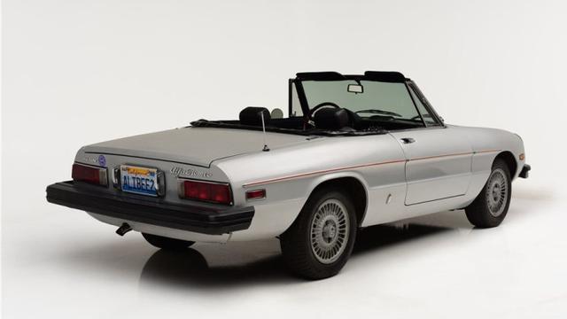 Alfa Romeo Spider 1976