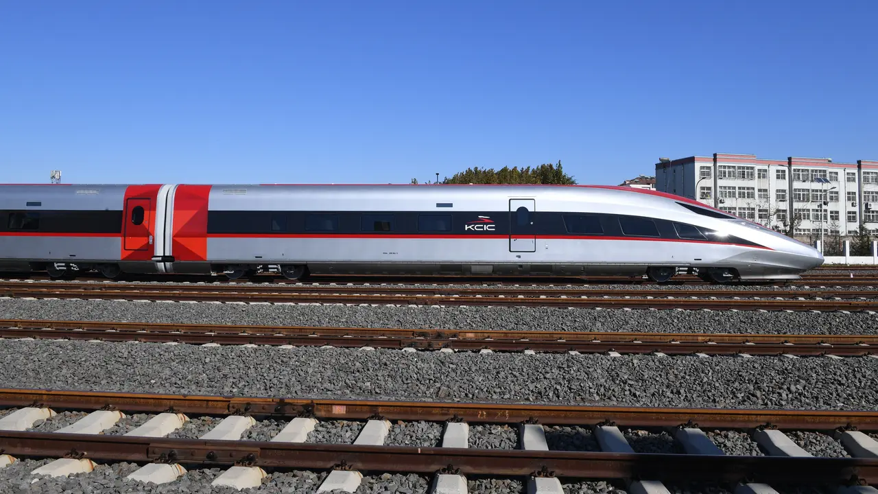Potret Kereta Cepat Jakarta-Bandung yang mulai dikirim ke Indonesia