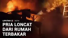 Pria Loncat dari Rumah Terbakar