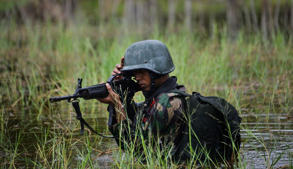 Foto Aksi Pasukan Elite Tni Dalam Latihan Perang Gerilya