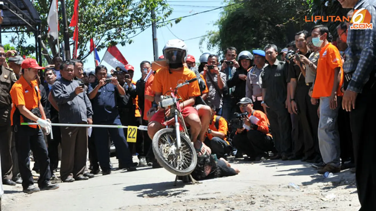 olah-tkp-sisca-yofie-130822c.jpg