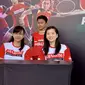 Mantan atlet bulu tangkis Indonesia Maria Kristin Yulianti (kiri) dan Debby Susanto (kanan) saat menghadiri sesi meet and greet dengan peserta Audisi Umum PB Djarum 2024 di GOR Djarum, Jati, Kudus pada Kamis (12/9/2024). (Liputan6.com/Melinda Indrasari)