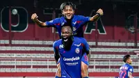 Hasil BRI Liga 1: Singo Memang Edan! Main dengan 10 Pemain, Arema FC Tetap Bisa Gasak Barito Putera 4-2