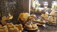 Rangkaian cake dan pastry bervarian rasa cokelat emas pertama di Indonesia dari The Harvest
