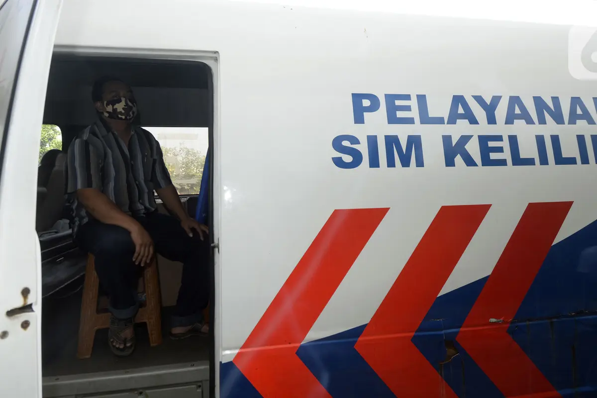 FOTO: Pelayanan SIM Keliling di Masa Pandemi COVID-19