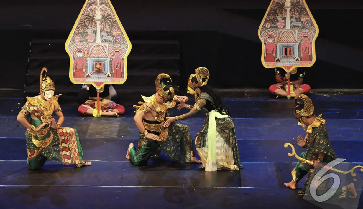 Sebuah pementasan wayang orang Ramayana Betawi bertajuk "Rama Jadi Raja" di Taman Ismail Marzuki, Jakarta, Jumat (7/11/2014)(Liputan6.com/Andrian M Tunay)