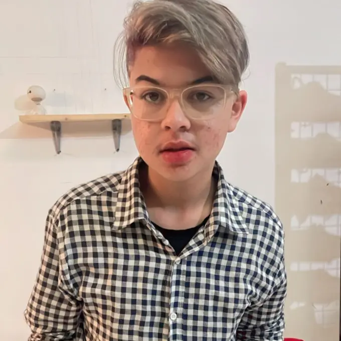 Beranjak Remaja, Ini 6 Potret Terbaru Baim Cilik dengan Berbagai Warna Rambut