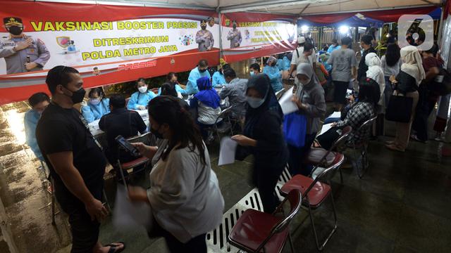 FOTO: Jadi Syarat Mudik, Polda Metro Jaya Gelar Vaksinasi Booster