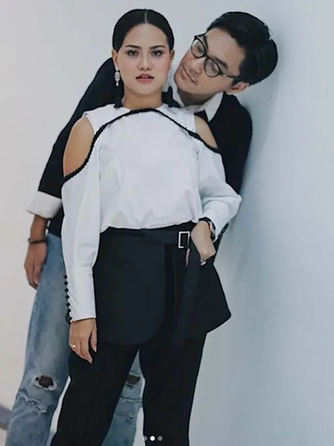 [Bintang] Mytha Lestari dan Barry Maheswara