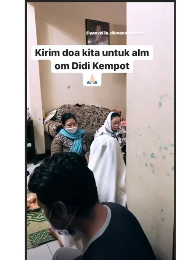 6 Potret Suasana Tahlilan Mendiang Didi Kempot, Penuh Haru