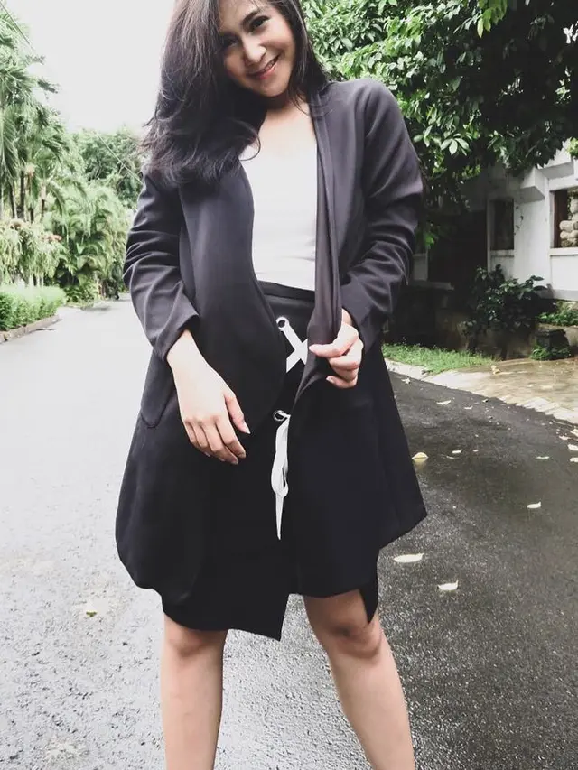 [Bintang] Nagita Slavina dan Caca Tengker