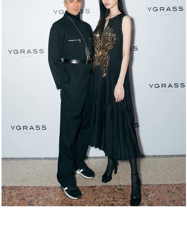 7 Potret Terbaru Ming Xi yang Lahirkan Seorang Putra, Viral Karena Dilamar Anak Bos Kasino