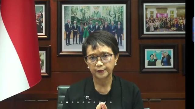 Menlu Retno Marsudi dalam Press Briefing online. (Liputan6.com/Tanti Yulianingsih)