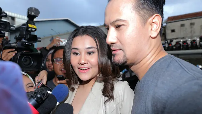 [Bintang] Aaliyah Massaid