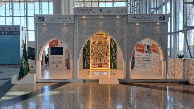 Jemaah Haji Kloter 1 Akan Tiba di Madinah Besok