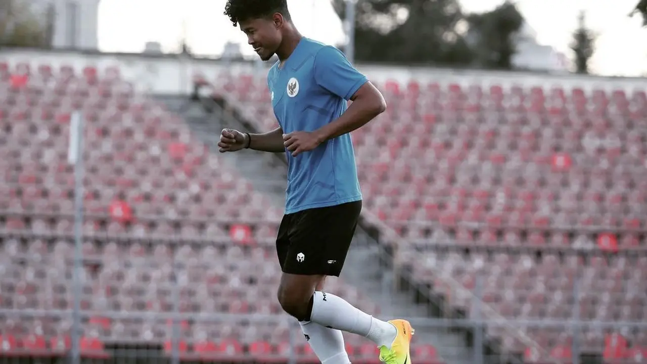 Bagus Kahfi mengikuti latihan bersama Timnas Indonesia U-23.