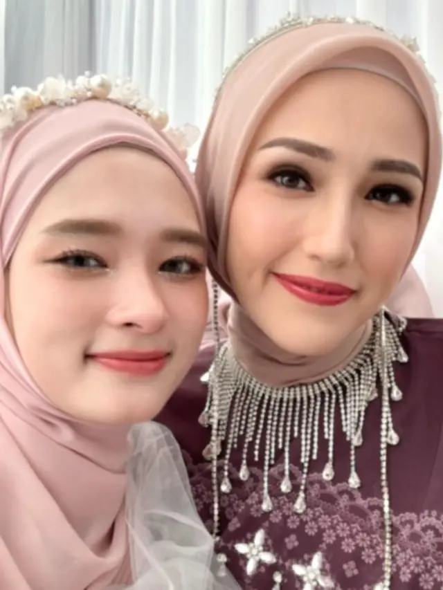 Potret Inara Rusli Kenakan Outfit Cantik bak Ibu Peri, Banjir Pujian Warganet