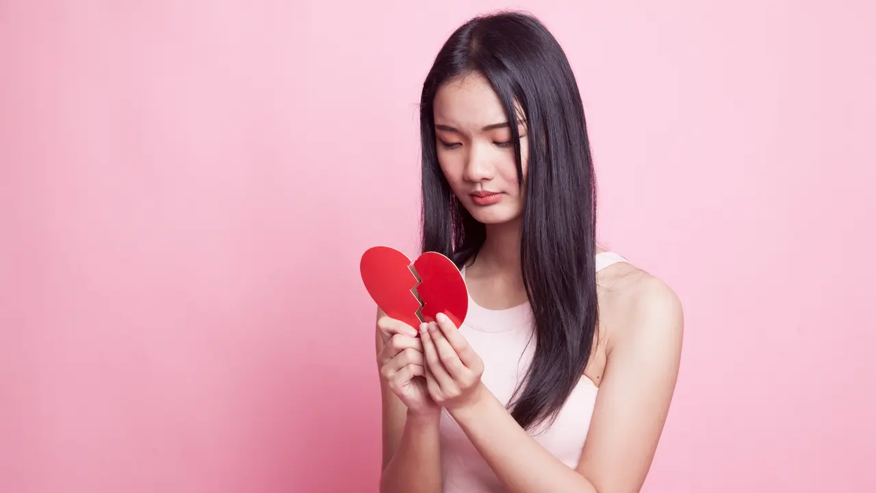 Perempuan Patah Hati