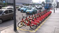 Sejumlah sepeda untuk layanan bike sharing atau penyewaan sepeda di Kawasan Jakarta, Jumat (3/7/2020). Layanan bike sharing yang bertujuan untuk mengurangi penggunaan kendaraan bermotor ini terbagi dalam 6 titik lokasi di Jakarta. (Liputan6.com/Angga Yuniar)