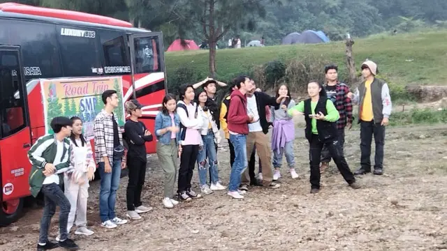 Syuting Sambil Liburan, Ini 6 Momen Seru Pemain Dari Jendela SMP di Puncak
