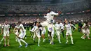 Aston Villa akhirnya menutup perjalanan luar biasa mereka di Eropa dengan cara sempurna dengan cara menjuara Liga Europa musim 2025/2026. (AFP/Yasin Akgul)