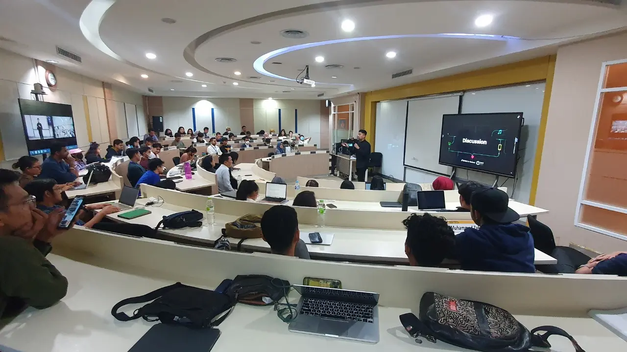 Platform sosial media dinilai bisa menjadi alat pemasaran bagi perusahaan. Pasalnya, sosial media memiliki jangkauan organik dan bisa menyentuh konsumen secara langsung.
