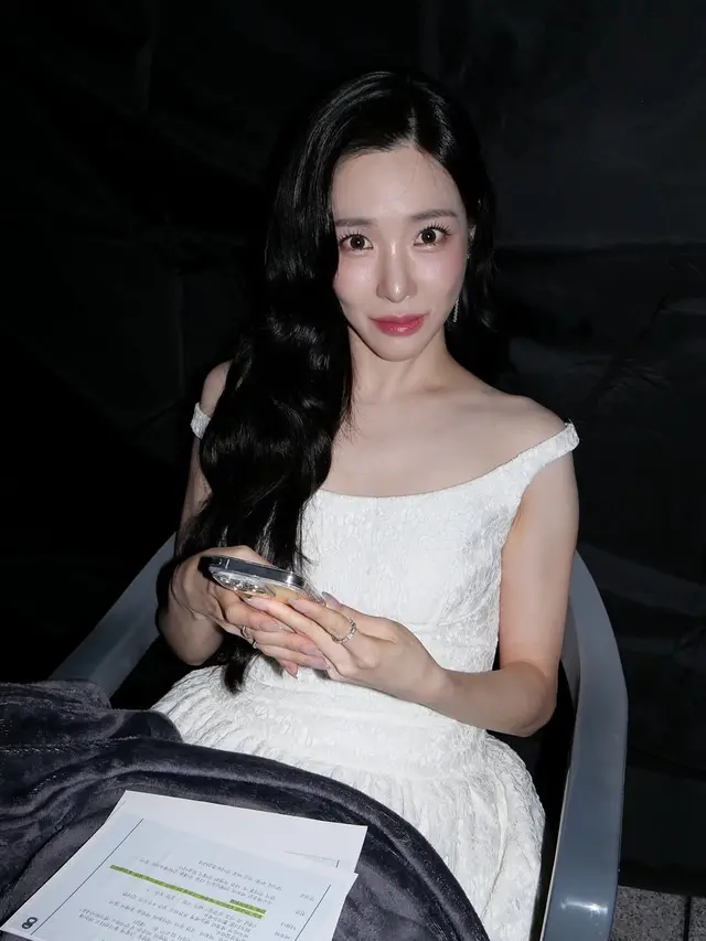Tiffany Young Kenakan Ball Gown bak Pengantin. [@tiffanyyoungofficial]